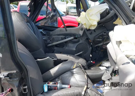 2002 Ford Explorer Sport Trac Choice/Premium/Value from USA, damaged, VIN 1FMZU67E32UC23902